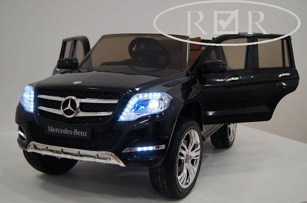 Электромобиль детский RiverToys Mercedes-Benz GLK300 (черный) с дистанционным управлением